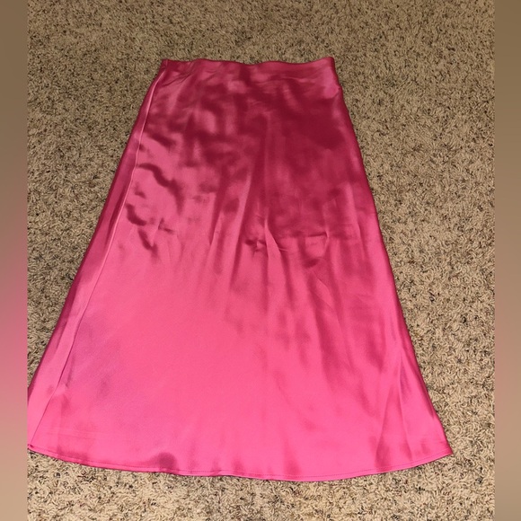 Hot pink Rachel Zoe skirt silky Maxi size 2 🩷 - Picture 2 of 5